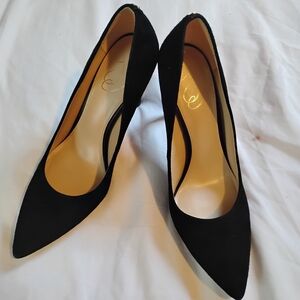 Elegant Black Women's Pumps